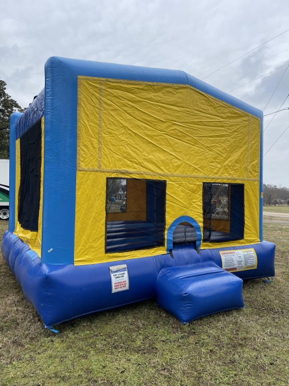 Moonwalks & Bounce Houses